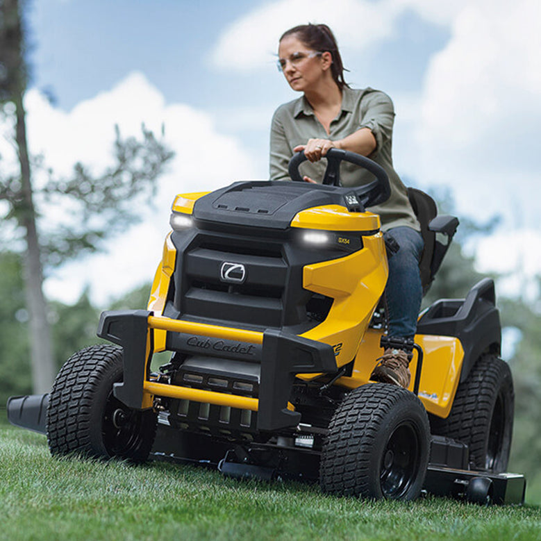 Cub Cadet XT2 LX46 EFI V-Twin Ride on Mower (Fab Deck)