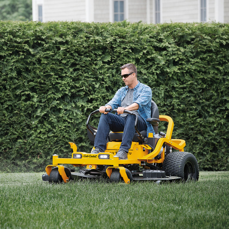 Cub Cadet Ultima ZT2 54 Zero Turn